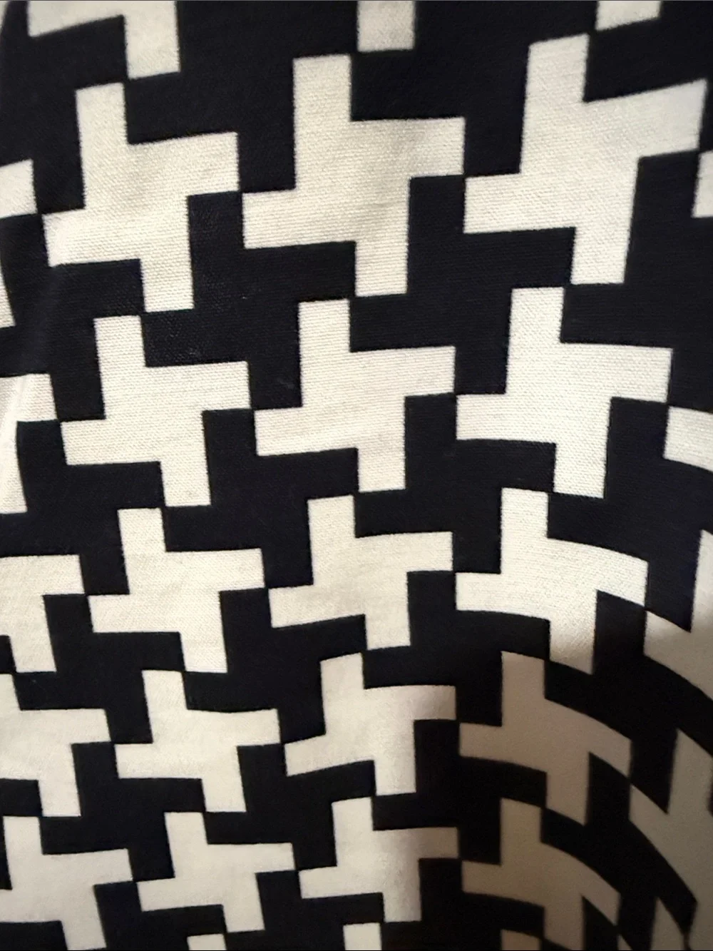 Michael Kors Navy & White Houndstooth Pants